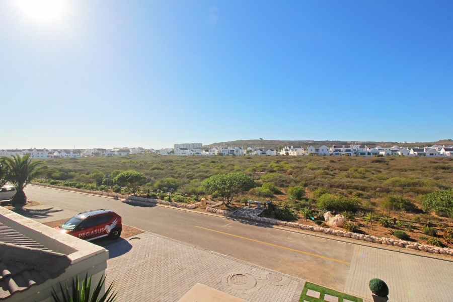 4 Bedroom Property for Sale in Calypso Beach Western Cape